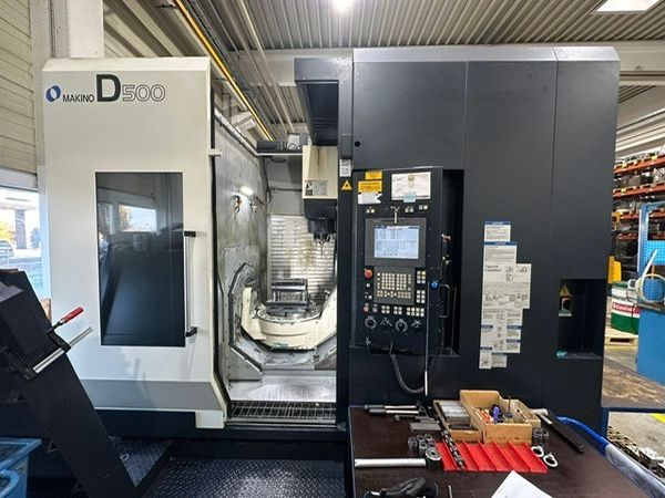 Makino D500